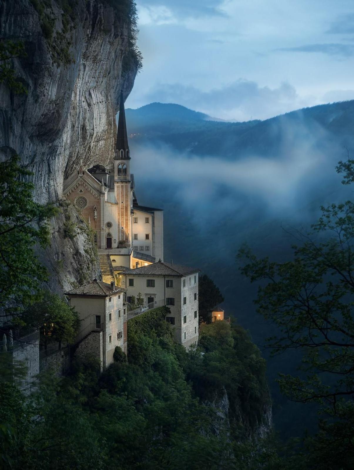 Hotel Stella Alpina Spiazzi Di Caprino Kültér fotó